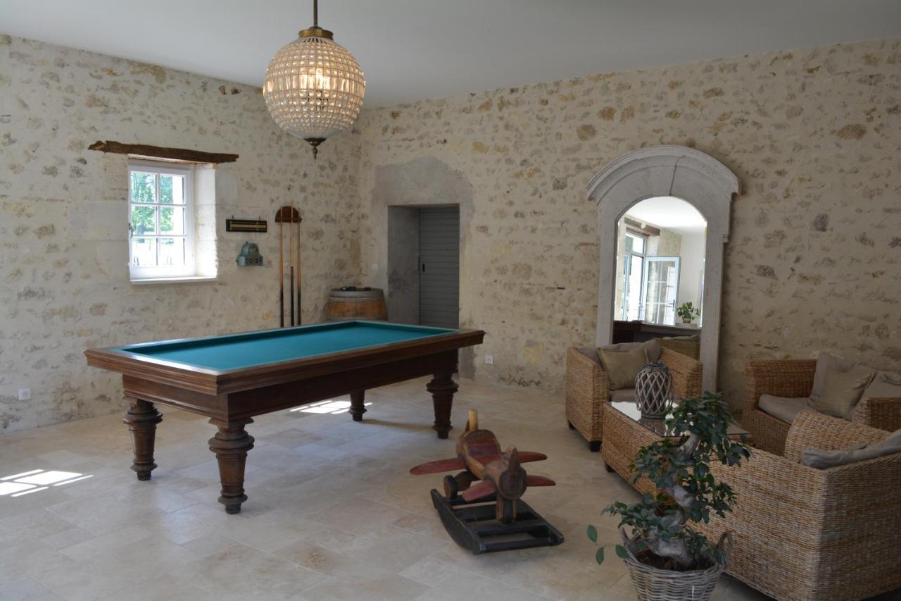 לינה וארוחת בוקר Saint-Martin-Lacaussade La Cabanne מראה חיצוני תמונה